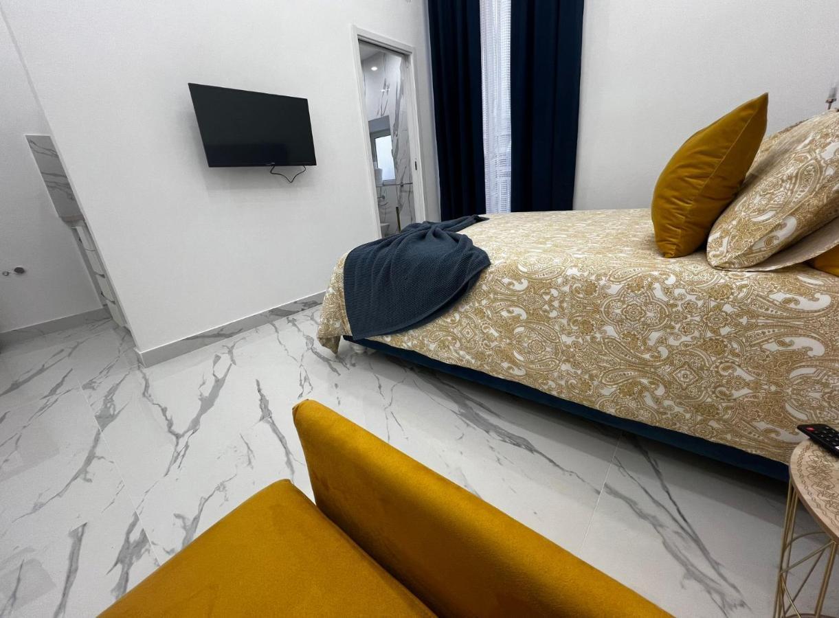 Nanninella Guest House Napoli Esterno foto