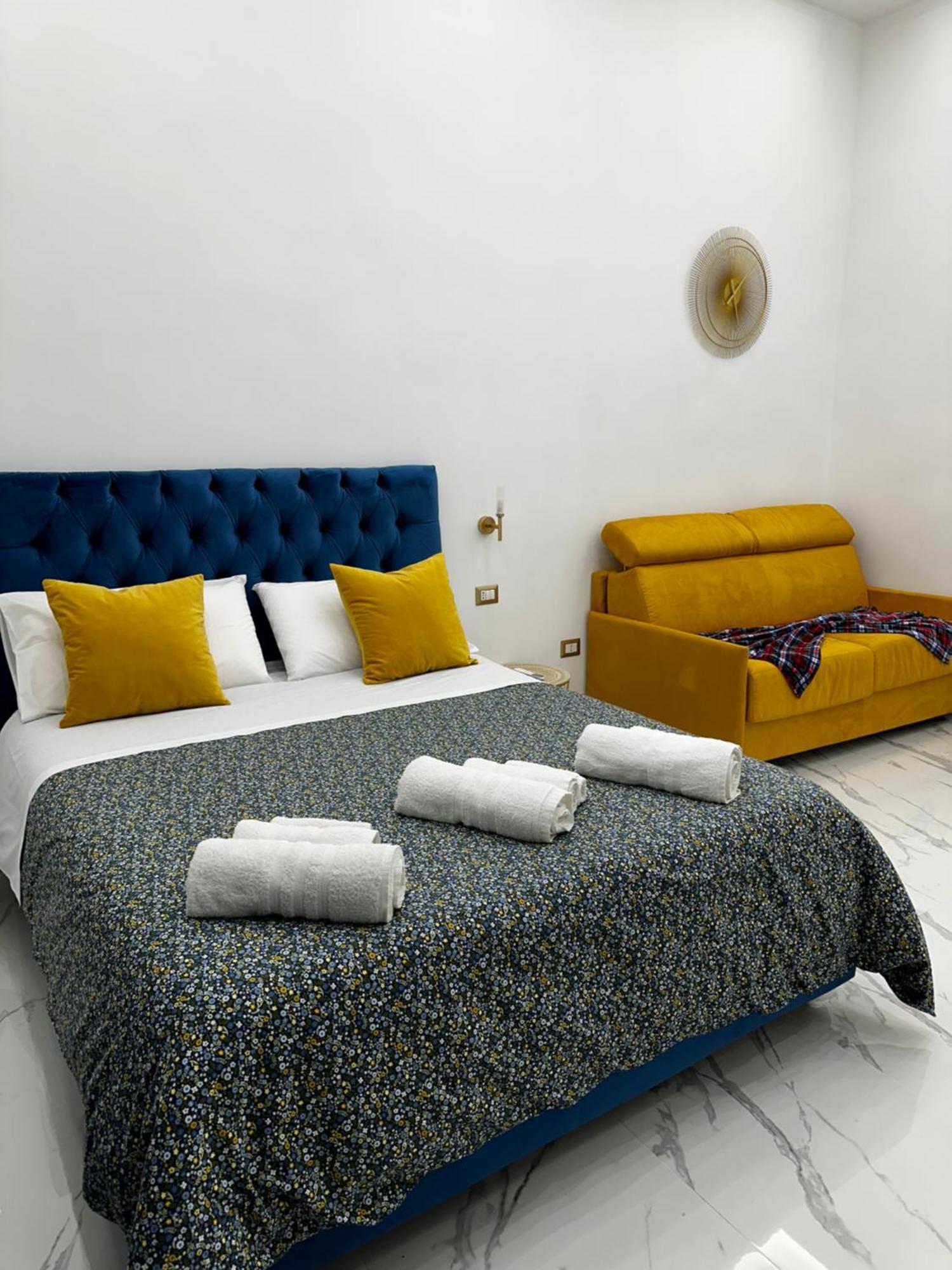 Nanninella Guest House Napoli Esterno foto