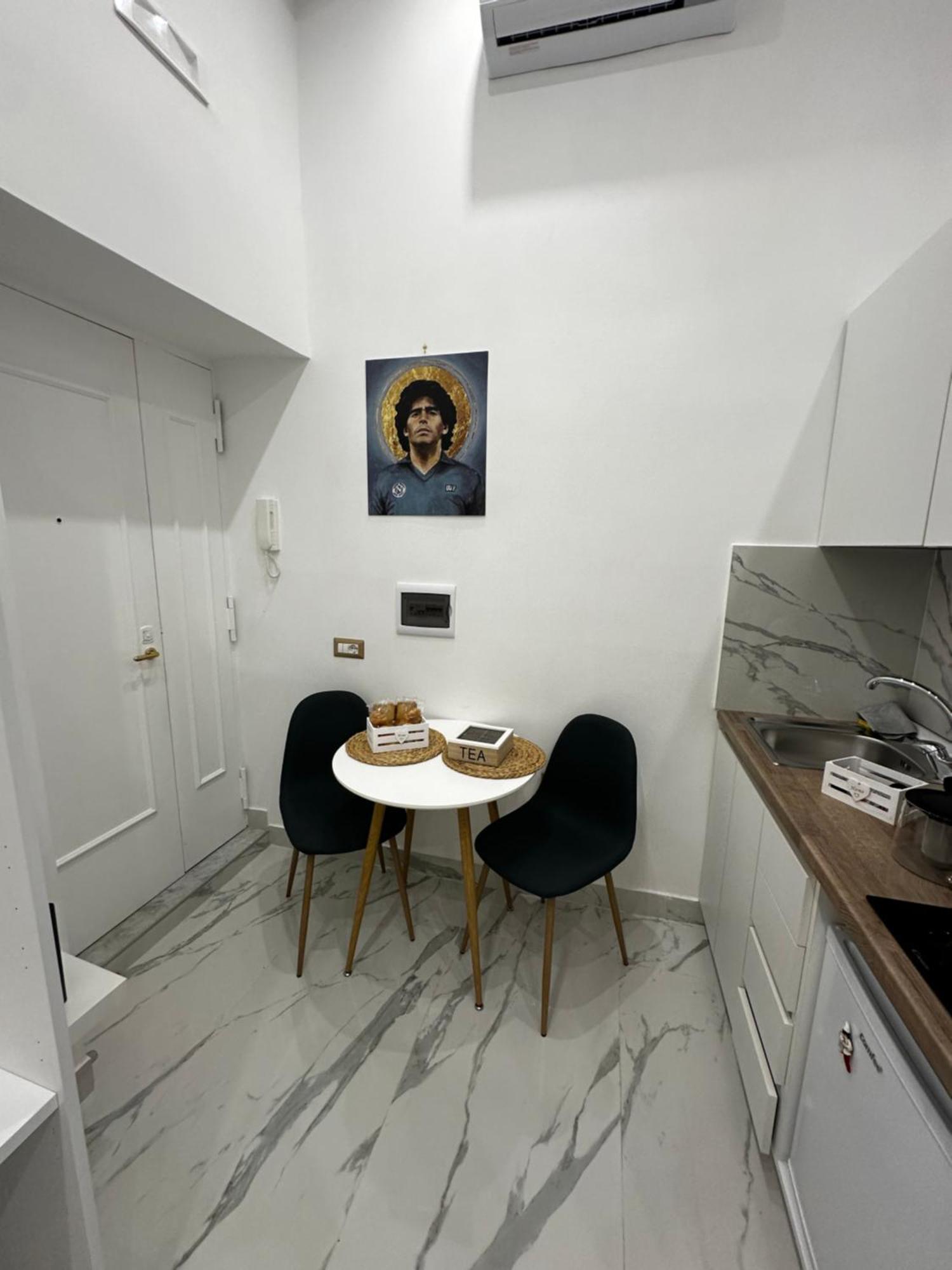 Nanninella Guest House Napoli Esterno foto